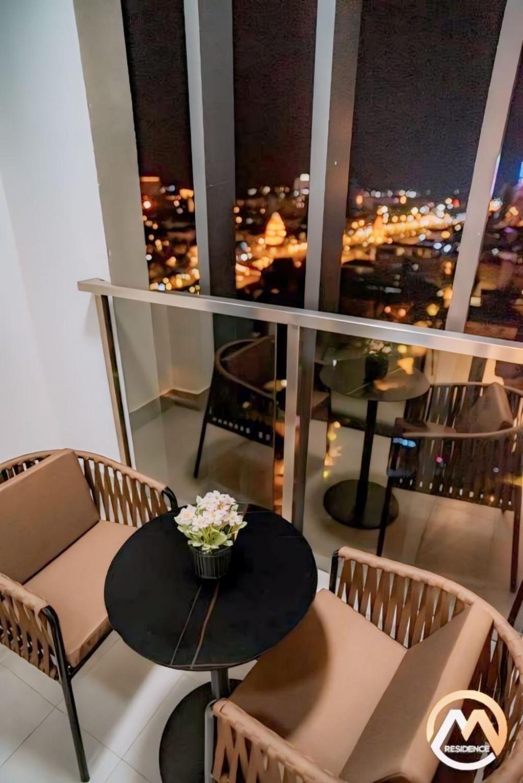 Hotel Serviced Condo Unique Infinity Pool With Mekong River View พนมเปญ ภายนอก รูปภาพ