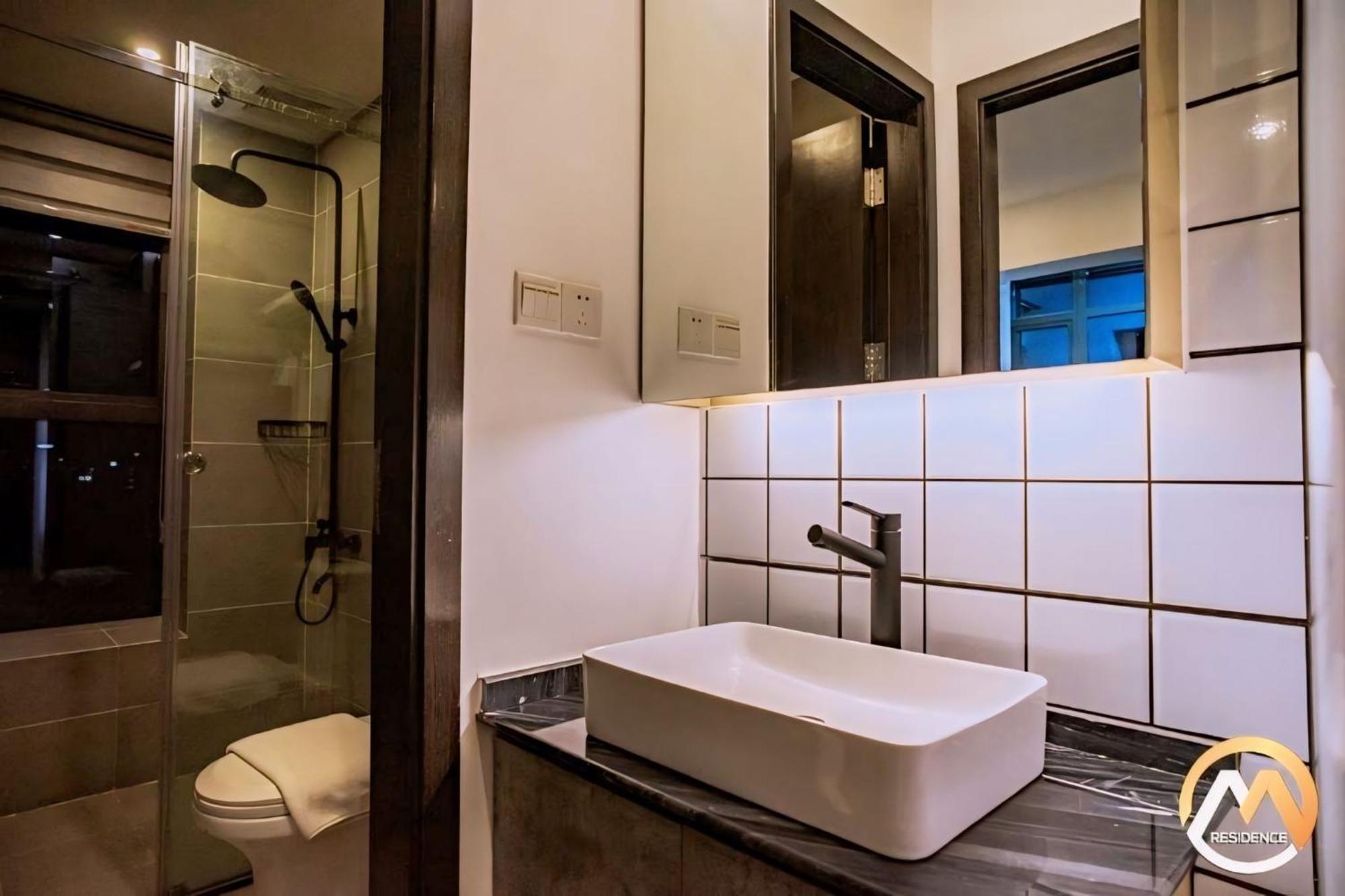 Hotel Serviced Condo Unique Infinity Pool With Mekong River View พนมเปญ ภายนอก รูปภาพ