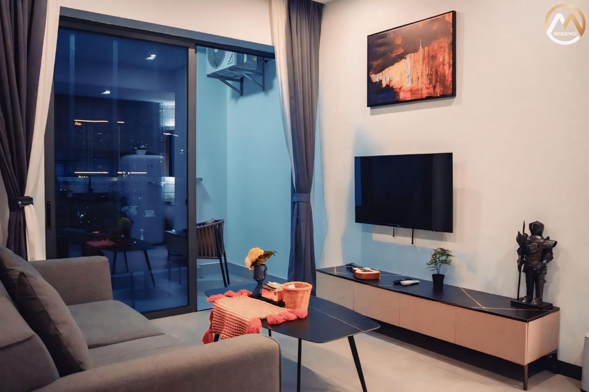 Hotel Serviced Condo Unique Infinity Pool With Mekong River View พนมเปญ ภายนอก รูปภาพ