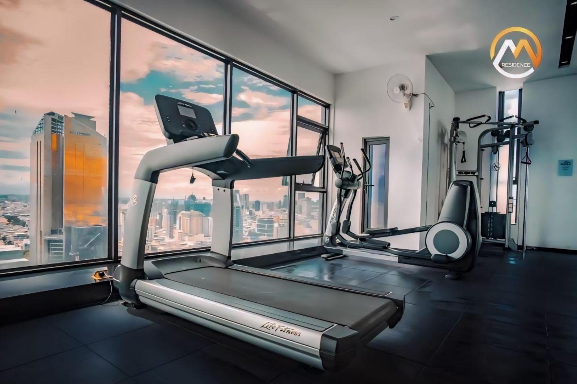 Hotel Serviced Condo Unique Infinity Pool With Mekong River View พนมเปญ ภายนอก รูปภาพ