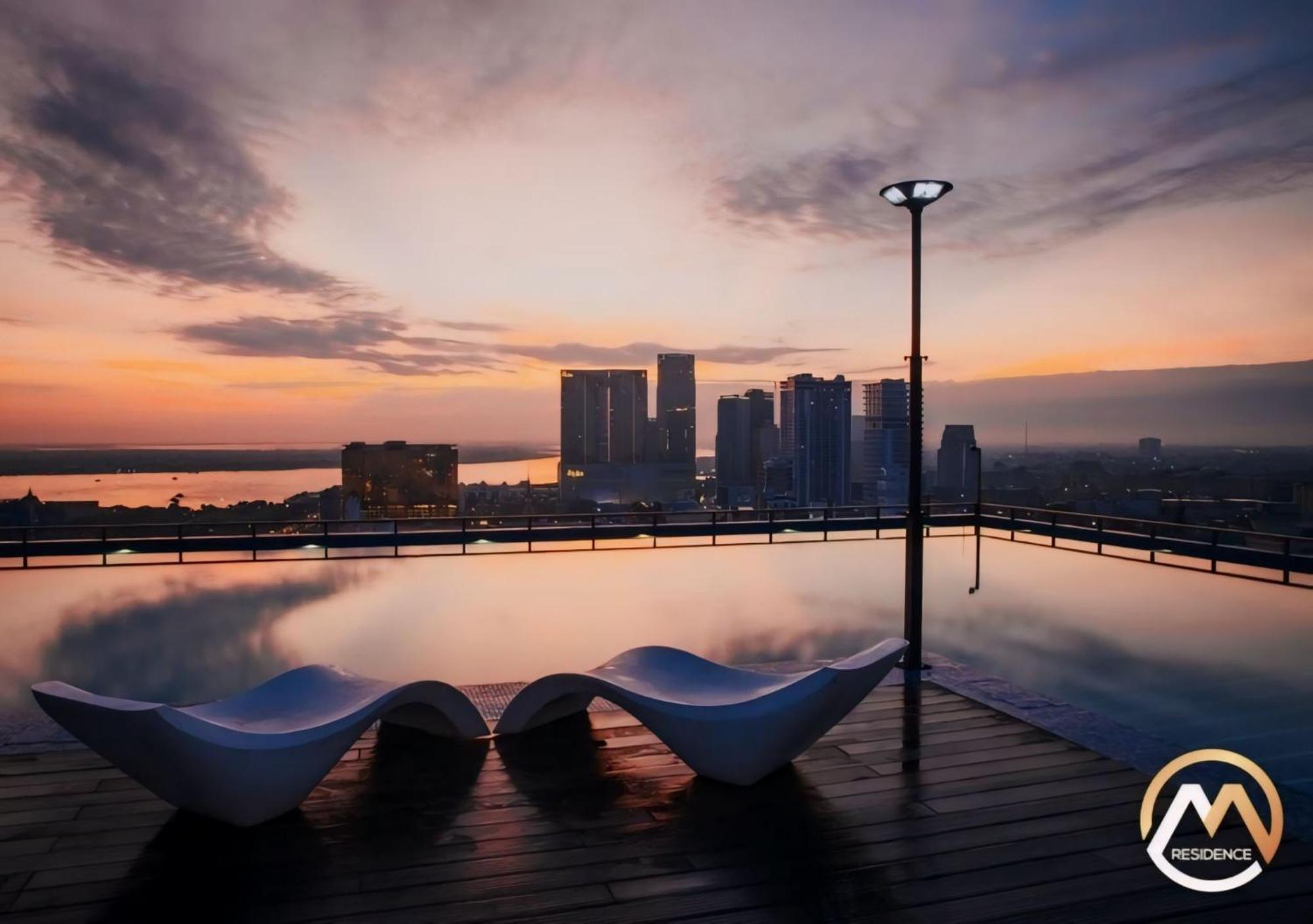 Hotel Serviced Condo Unique Infinity Pool With Mekong River View พนมเปญ ภายนอก รูปภาพ